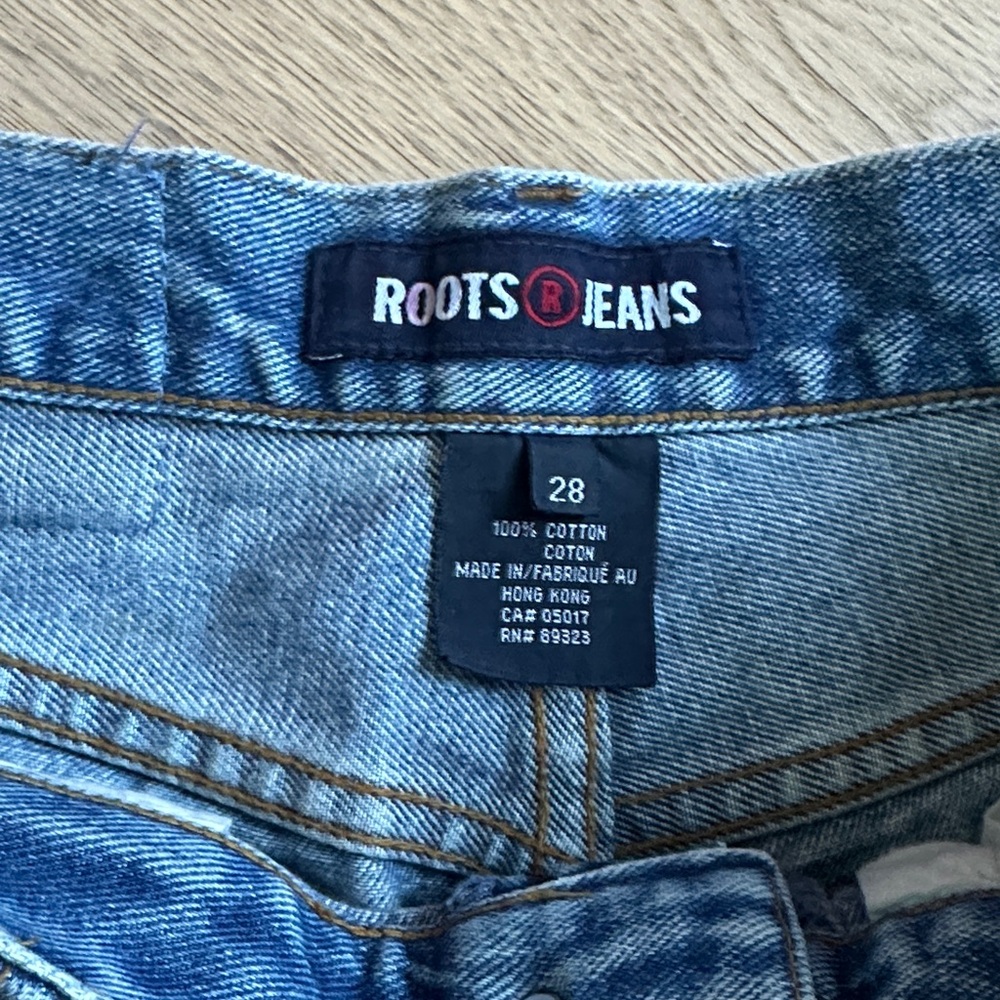Roots Classic Blue Jeans - Picture 2 of 5